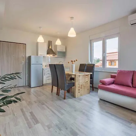 Apartment In Peroj/istrien 34288