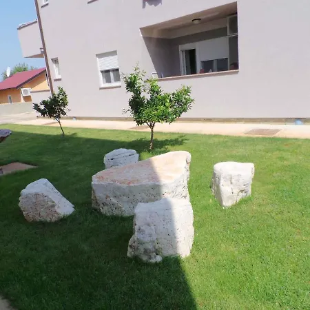 Apartman In Peroj/istrien 34288 Peroj
