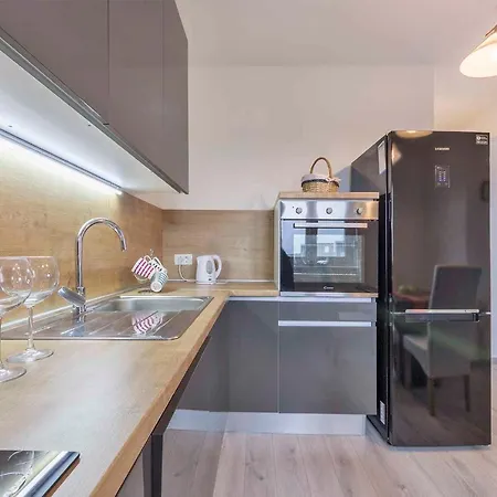 In Peroj/istrien 34288 Apartman *